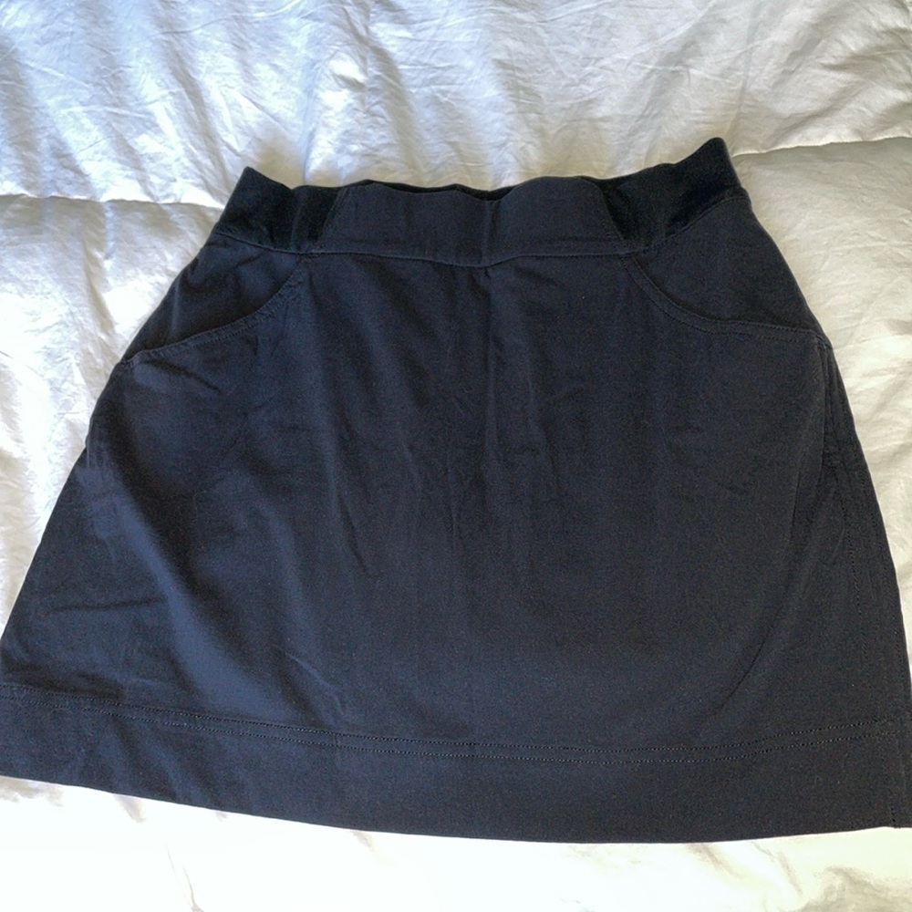 Columbia Omni-Shield Advance Repellency Black Skirt with built in short Size S